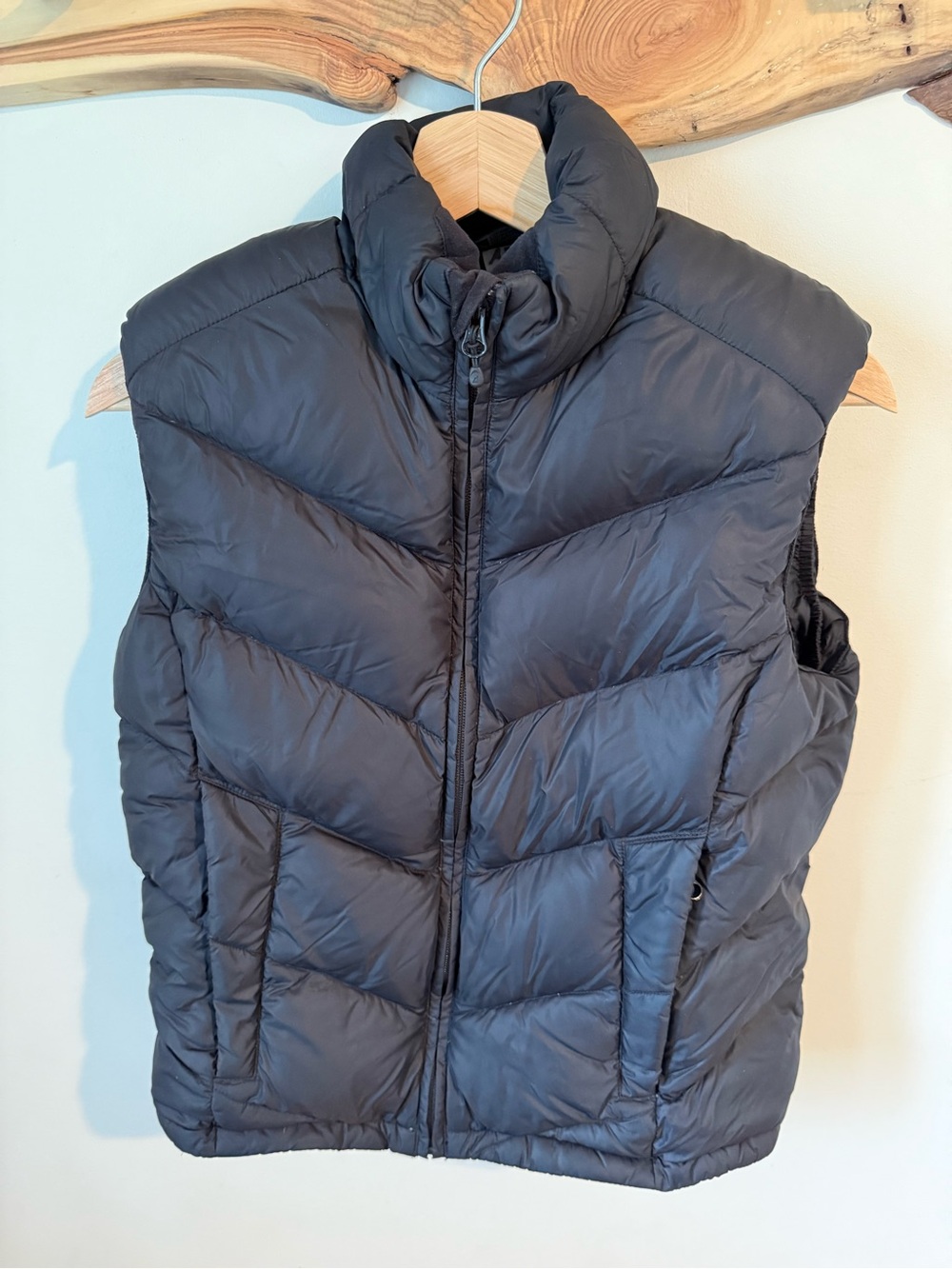 Women’s Vintage MEC Mountain Equipment Co-op Chevron Down Puffer Vest